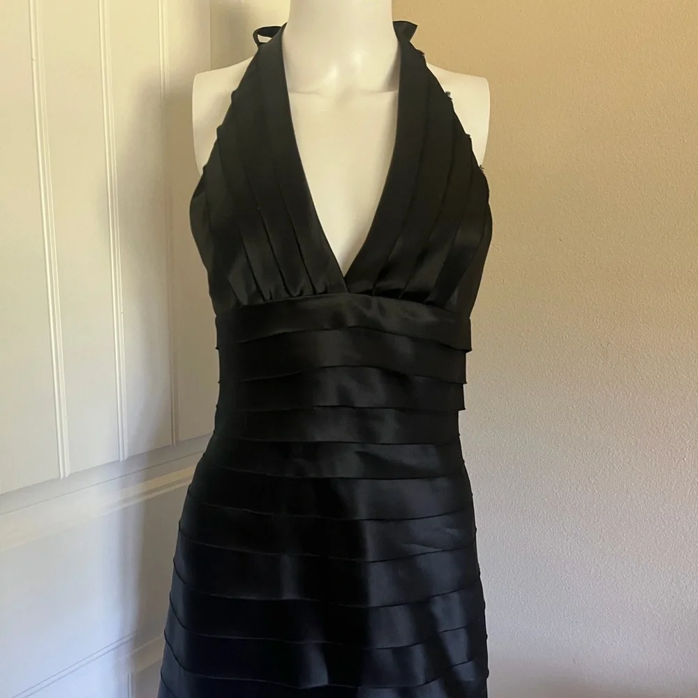 bcbg halter dress black NEW WITH TAGS Max Azria Y2K A midnight knockout for galas $298 BCBG INK/BLACK (VWL6G165) JACQUARD